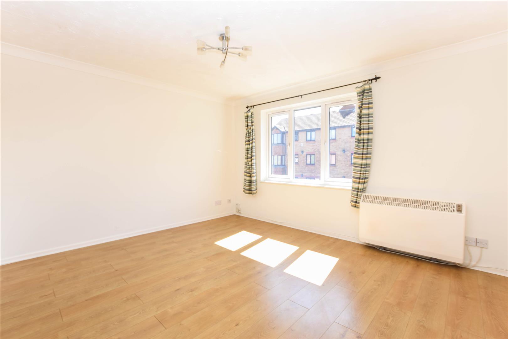 1 bedroom flat for sale in Kipling Drive, Colliers Wood, SW19