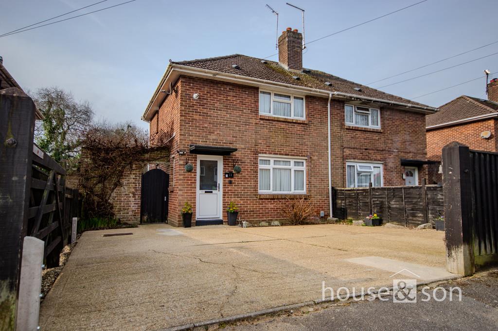 Property Image747106b5-1a92-4e1d-bc04-5e21315bedd8