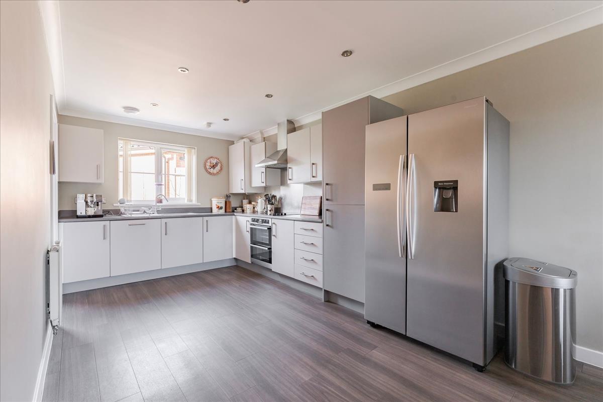 Property Image769c02d1-3afd-42b2-95a5-7596a0777138