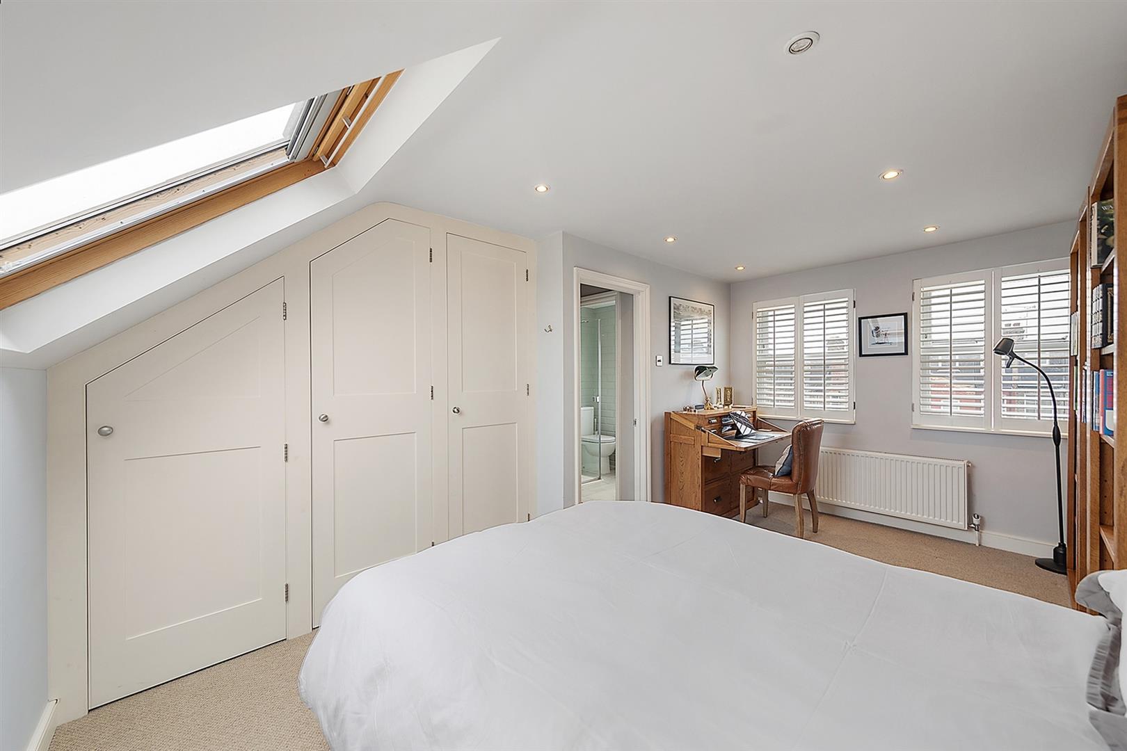 4 bedroom house for sale in Durnsford Avenue, London, SW19 Loney Miller