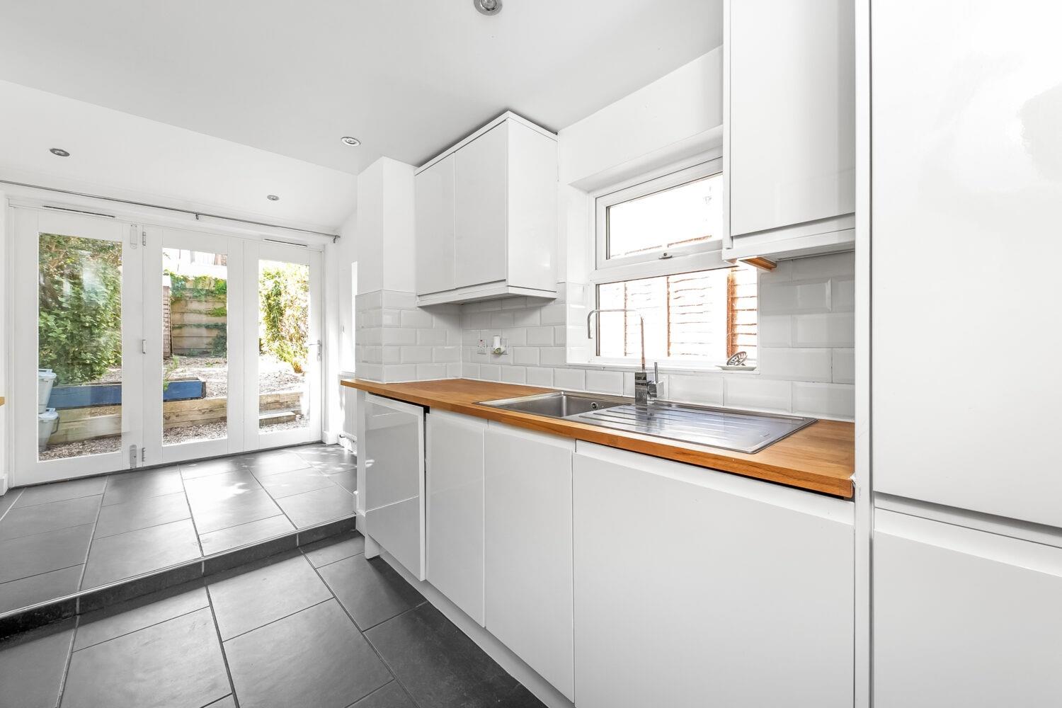 2 bedroom house for sale in Larkbere Road, Sydenham, SE26 Pedder