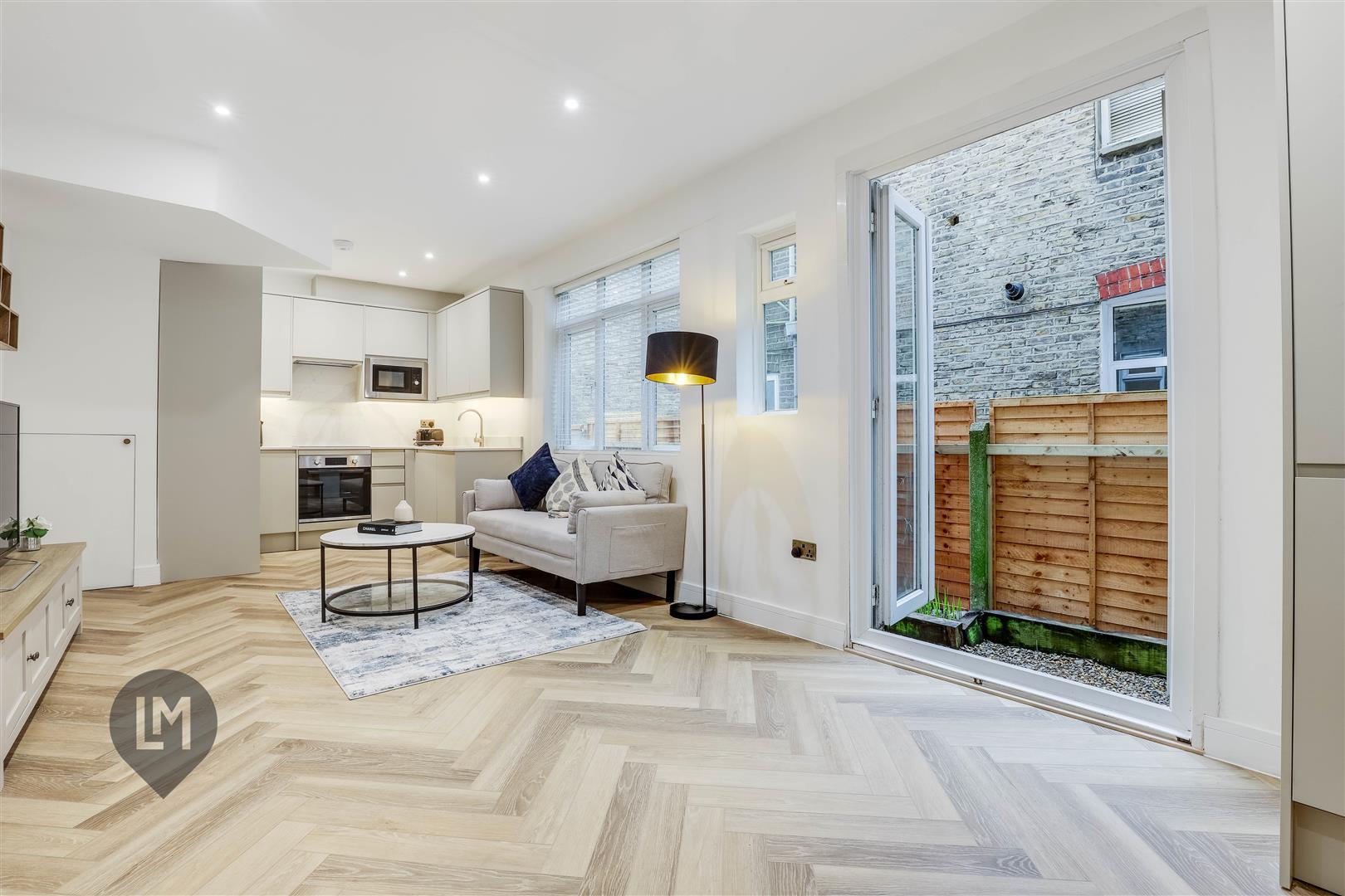 Property Image797e7eb7-2a1c-4ea8-94f3-c9b76ca1c57f