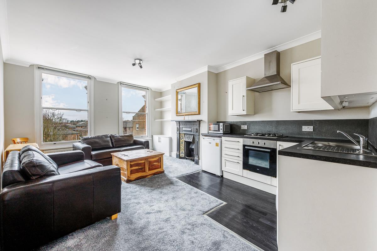 Properties for sale Andrew Nunn & Associates Chiswick Estate Agent