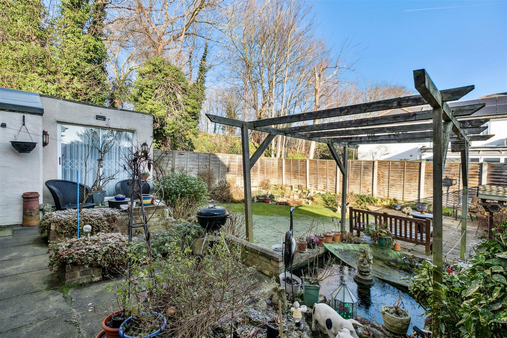 3 bedroom semidetached house for sale in Staveley Gardens, London, W4
