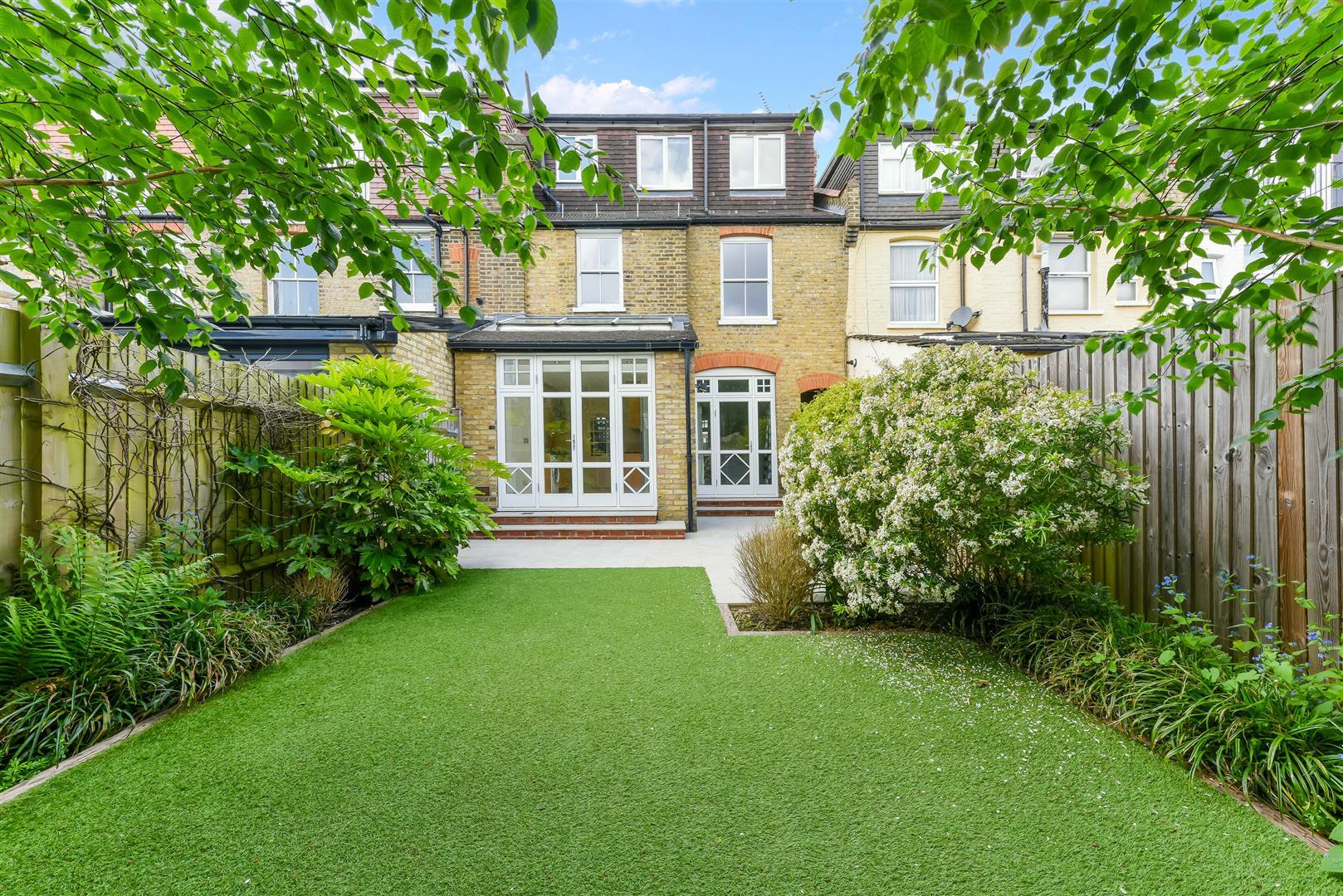 Properties for sale Wimbledon, Morden, Raynes Park, London, Surrey Estate Agents Ellisons