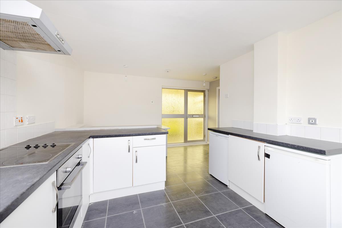 3 bedroom end of terrace house for sale in 21 Sherwood Drive, Bonnyrigg