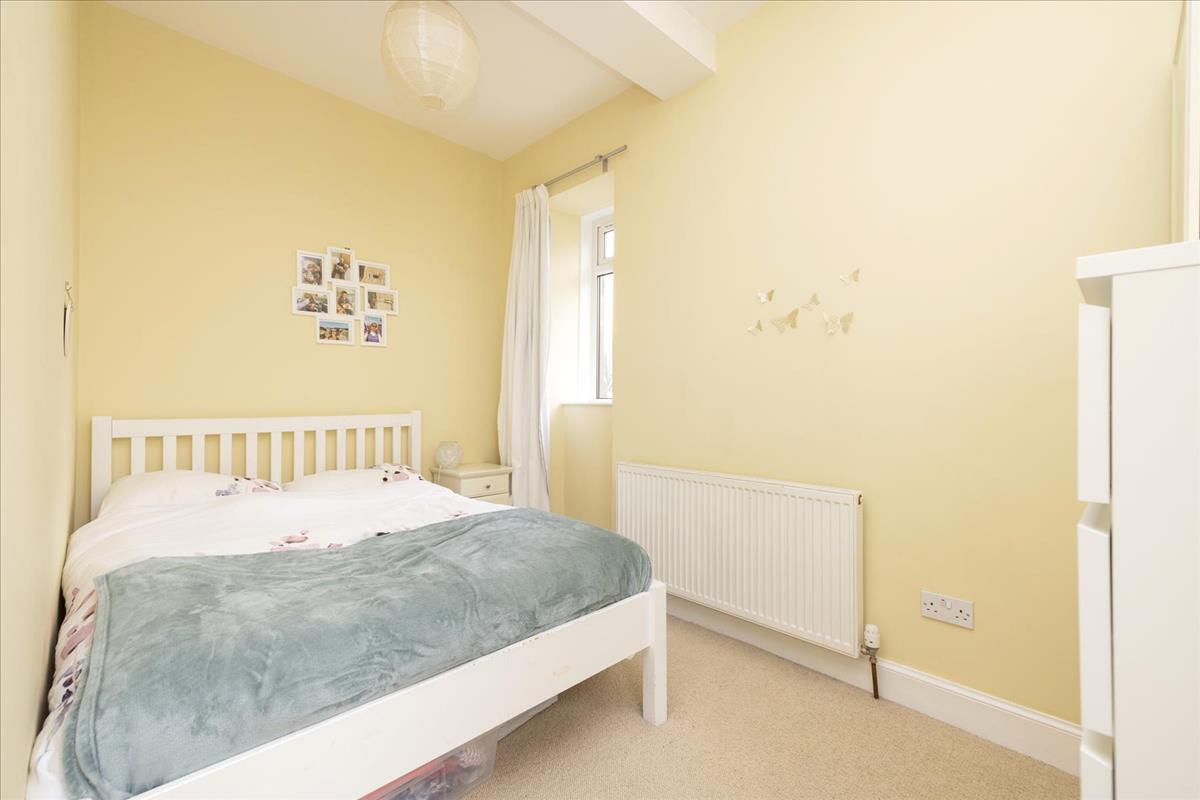 4 bedroom detached house for sale in 9 Private Road, Gorebridge, EH23