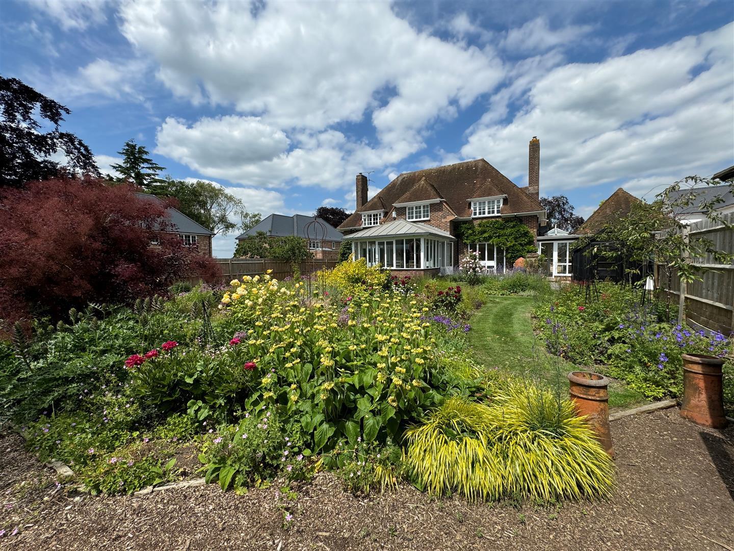 Property Image7f596336-fb30-46e1-bc84-252e835c6324