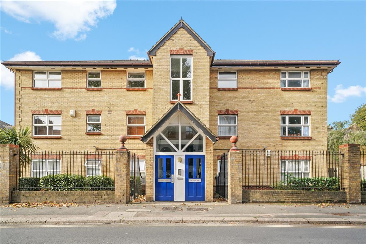 Property Image7ff56aea-1285-4e8e-9e44-98edef24d7bc
