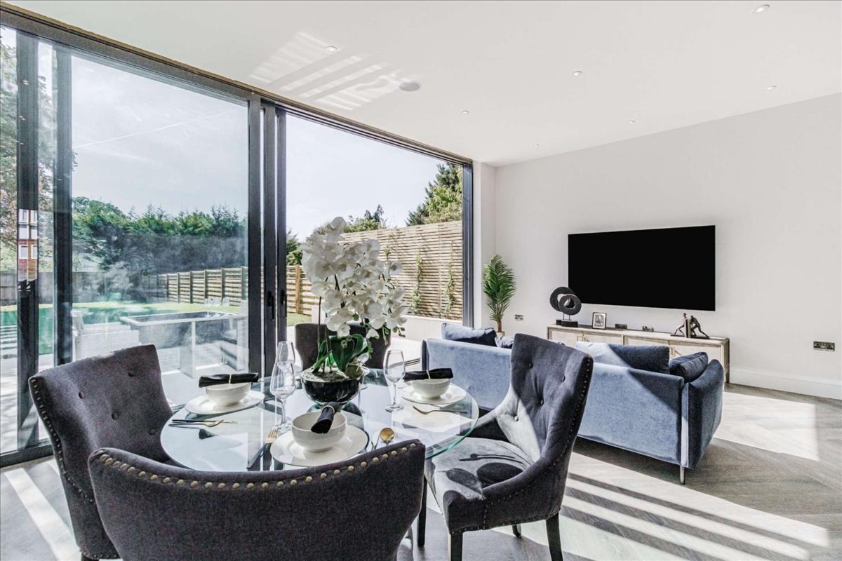 Property Image8014a629-c483-42d6-ac56-3ffd655ec447