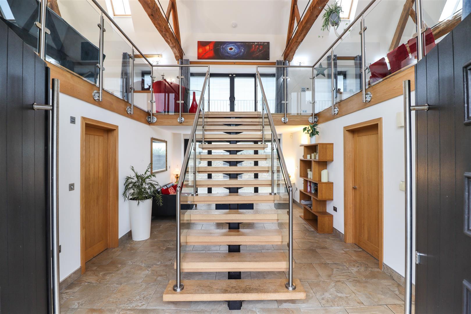Property Image815ac1dd-af93-42f0-8132-884ffe97e1b5