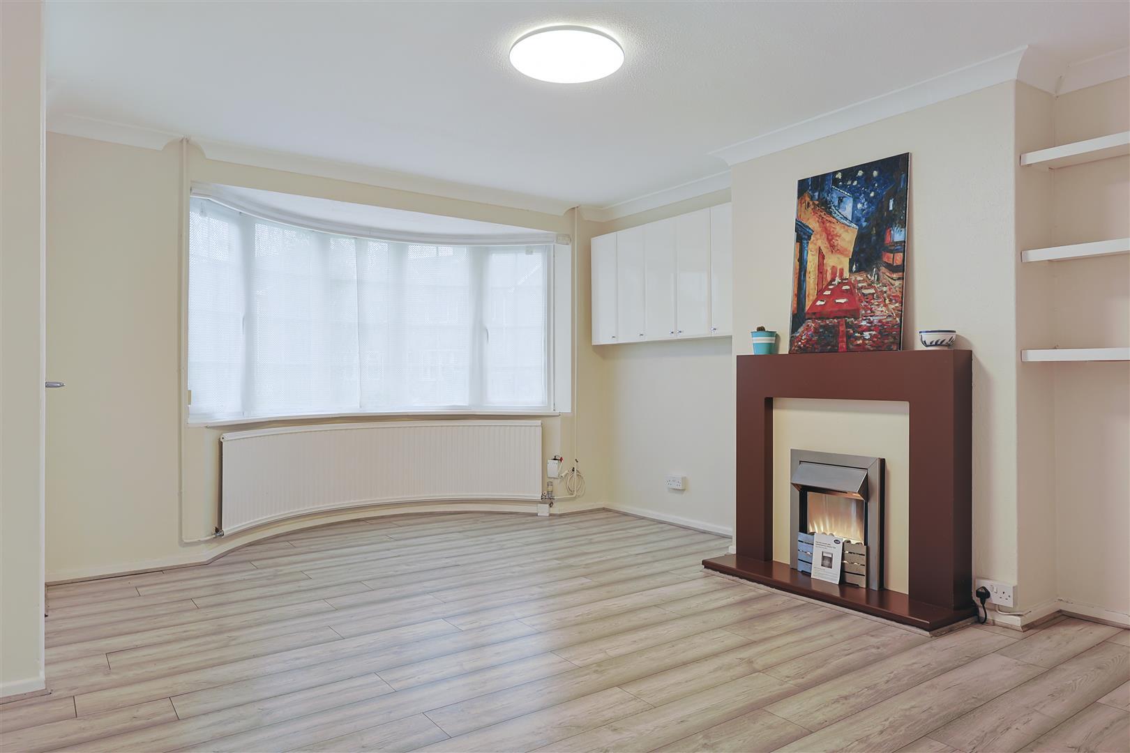 Property Image81f801aa-9ef7-4a63-992a-63dcc5fcb33e