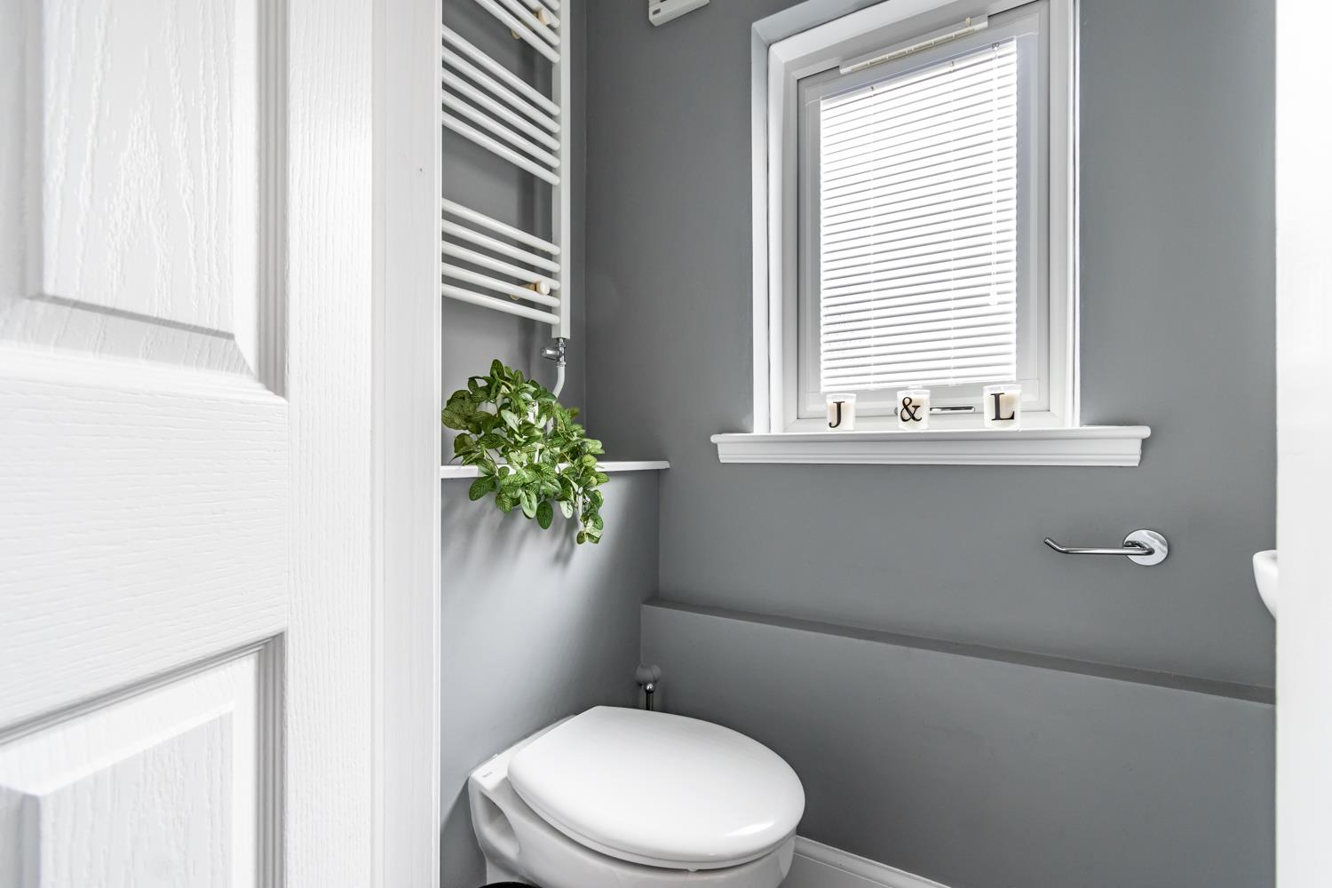 2 bedroom terraced house for sale in 80 Ferniehill Drive, Edinburgh