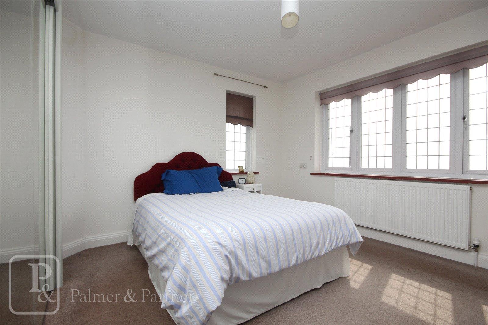 3 bedroom house for sale in Kings Parade, Clacton on Sea, CO15 Palmer