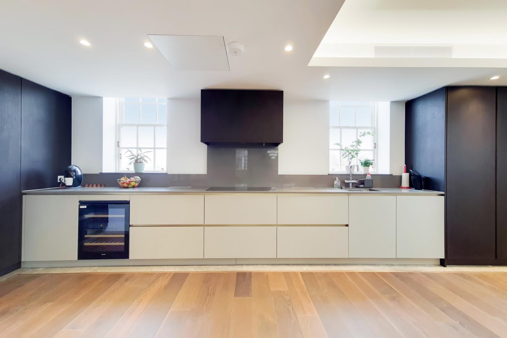 2 bedroom apartment for sale in Star and Garter , Richmond, TW10