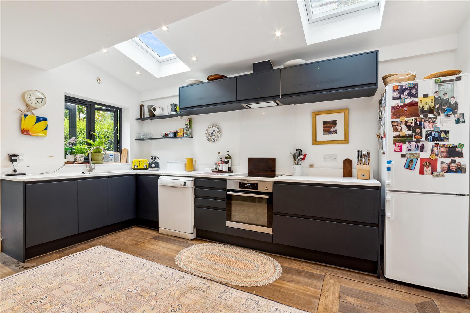 4 bedroom midterraced house for sale in Cornwall Grove, London, W4