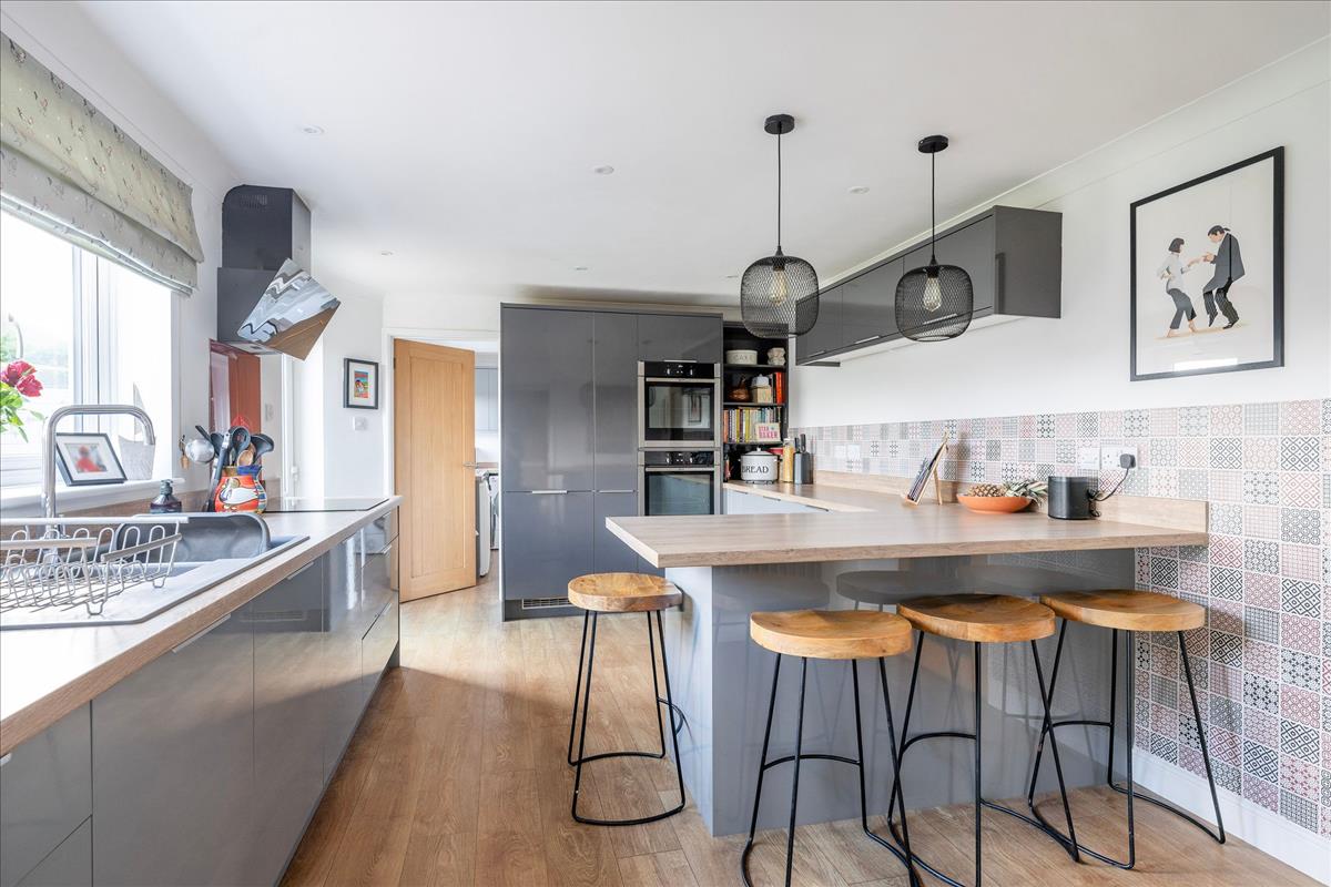 Property Image875427e1-0082-41bd-9d8e-874d2415774c