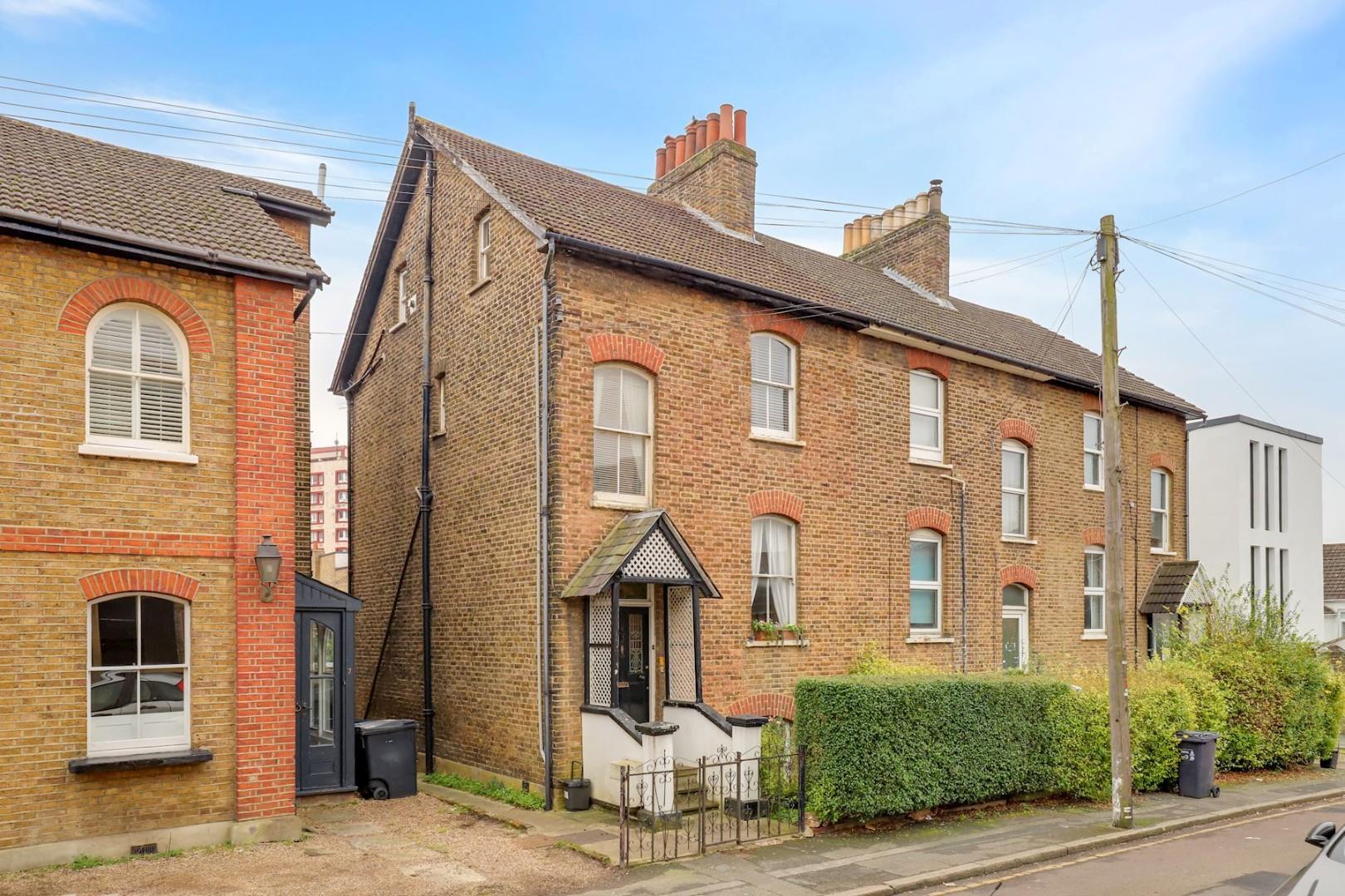 Property Image878cfc4b-2705-4c18-9336-37a1e8b22904