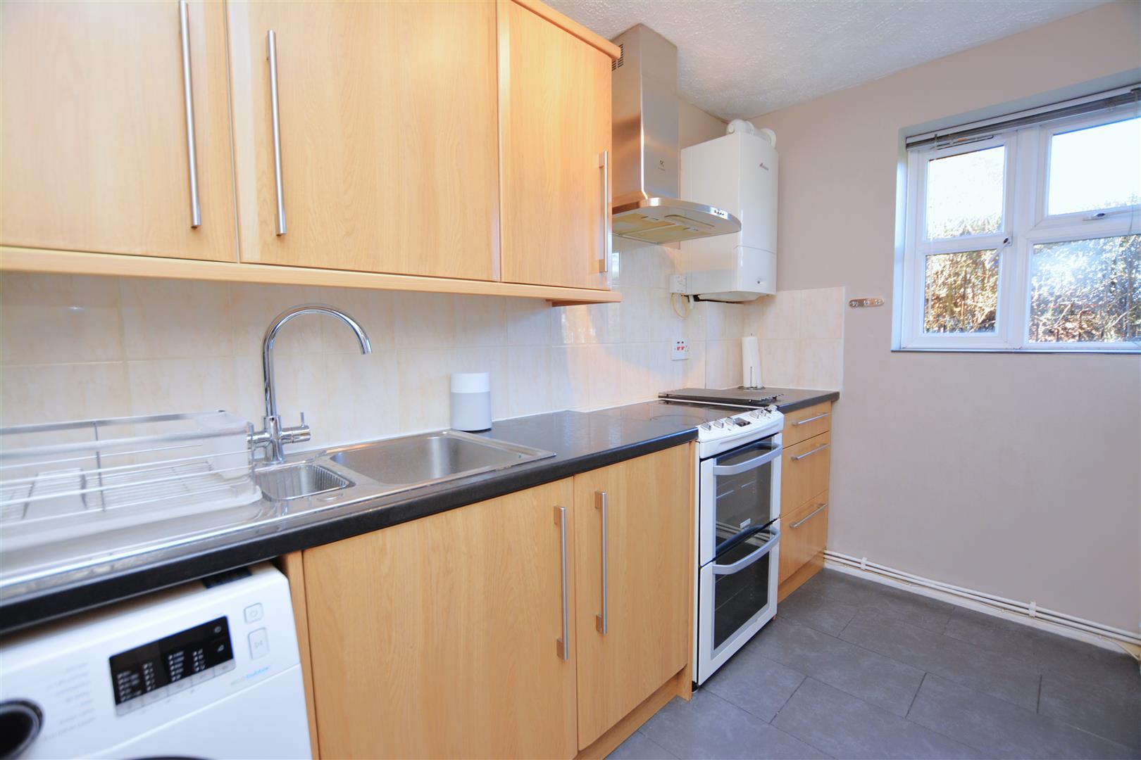 Property Image885cb0e2-8a78-429e-9383-6a90eac2c14a
