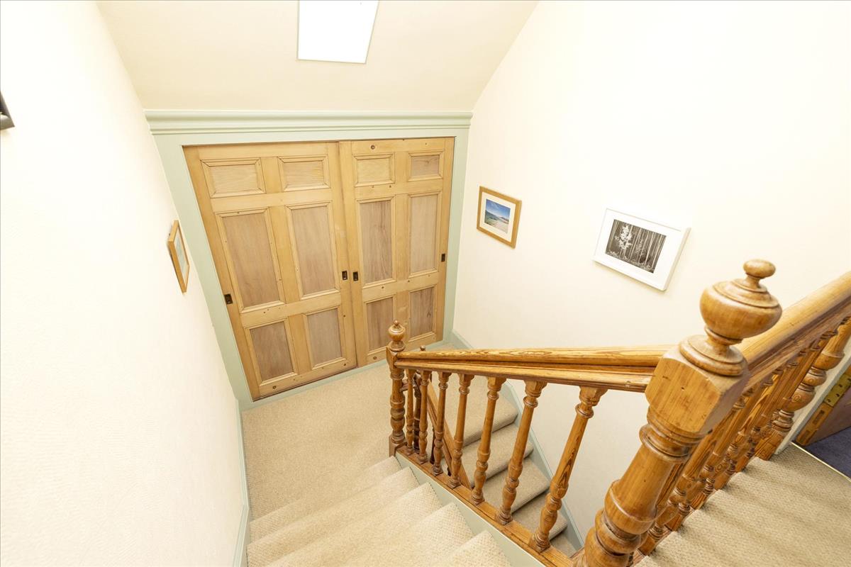 4 bedroom detached house for sale in 9 Private Road, Gorebridge, EH23 Avenue Road Estate