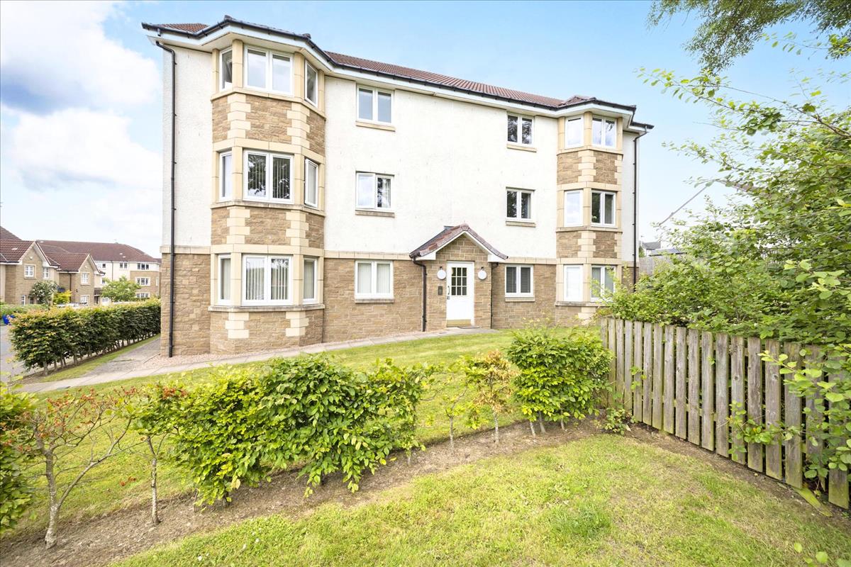 2 bedroom flat for sale in 2E Whitehouse Way, Gorebridge, EH23 Avenue