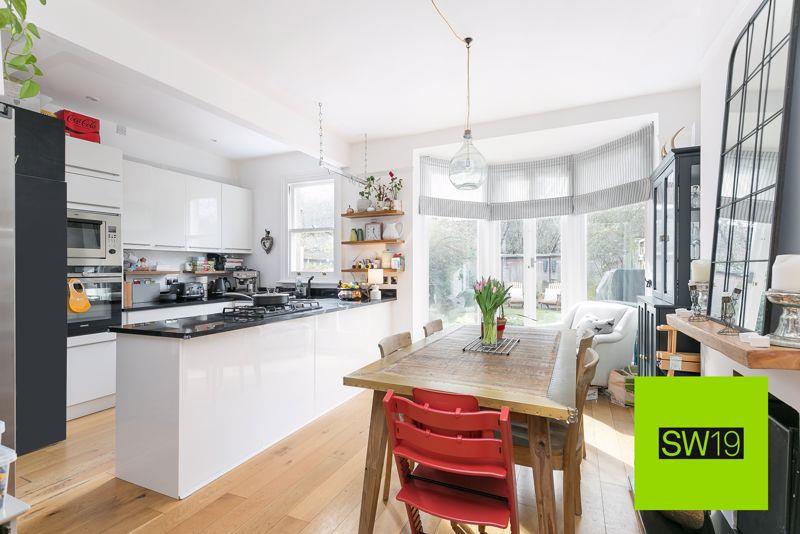 Property Image8ef4b6b9-3361-4a83-aa37-7ec0c6ef4bc7