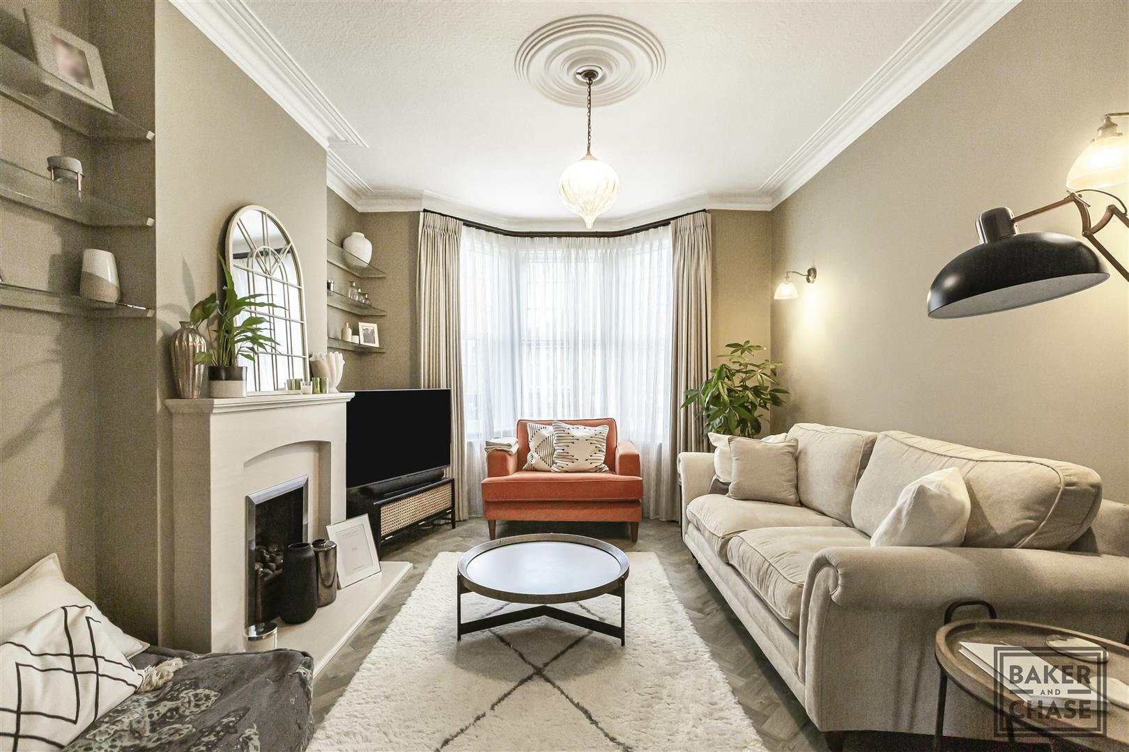 Property Image8faa049f-bb14-409d-9c24-b05862c0a533
