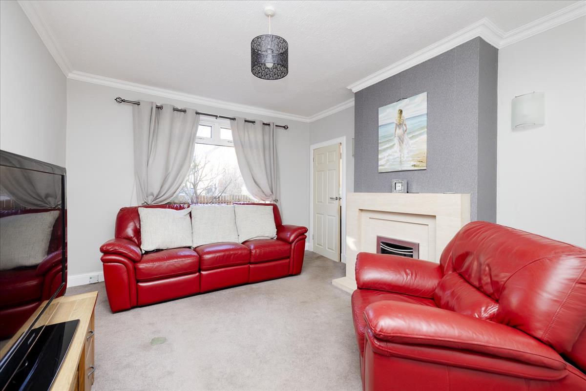 2 bedroom flat for sale in 43 Parkhead Avenue, Edinburgh, EH11 Avenue