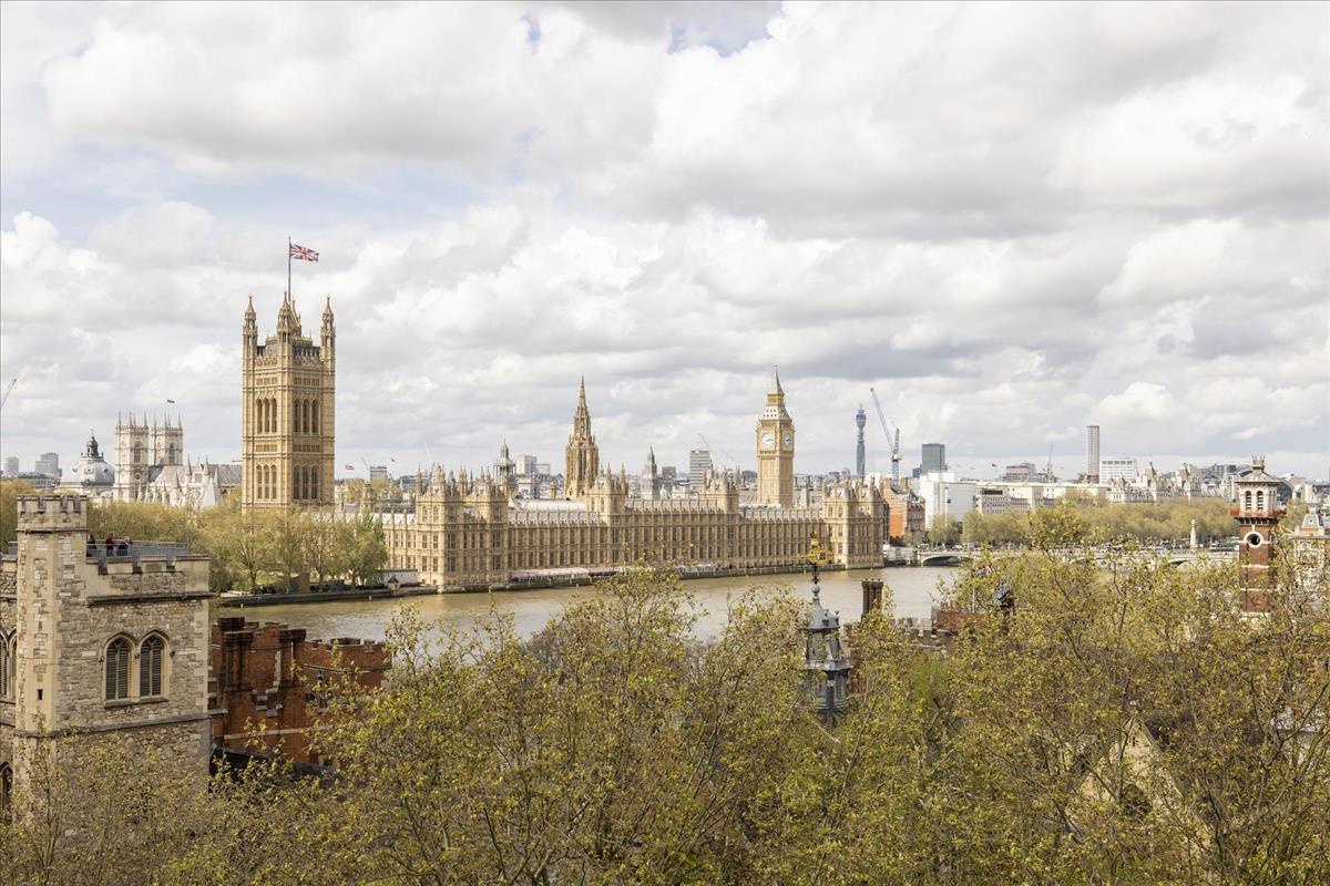 Property Image953f3bc0-a2de-4cb8-a321-1de4c48e9027