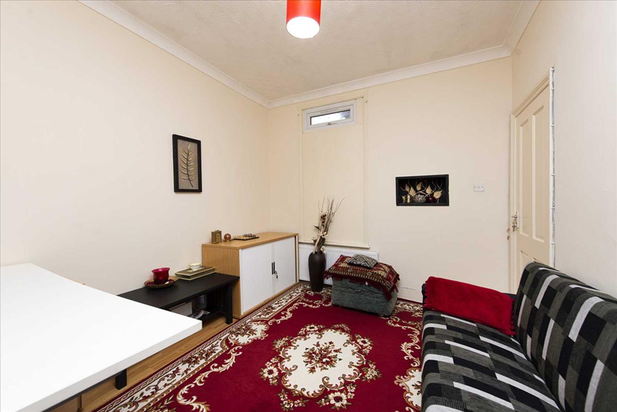 Property Image95e367b3-4380-4399-a8ea-bbc62673b802