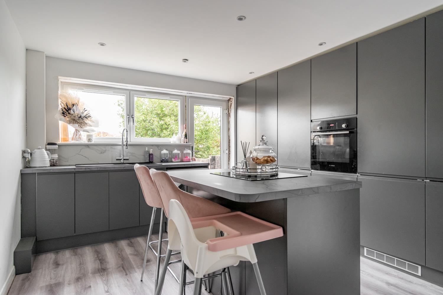 2 bedroom end of terrace house for sale in 38 Mayshade Road, Loanhead