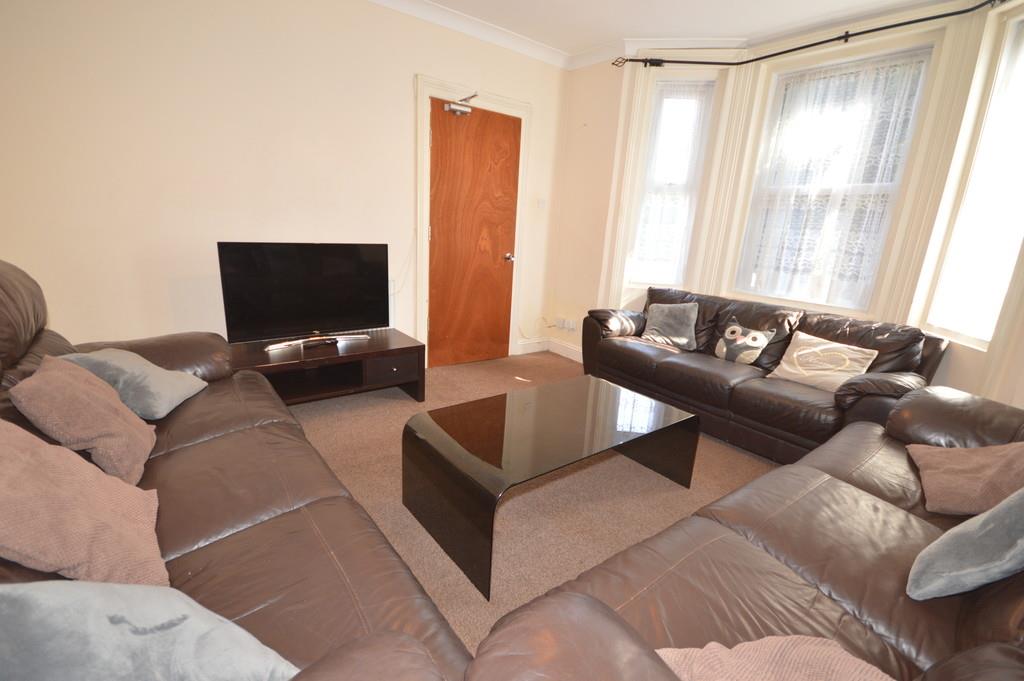 Property Image9b7c65e4-658d-42f6-b20a-c708e263422c