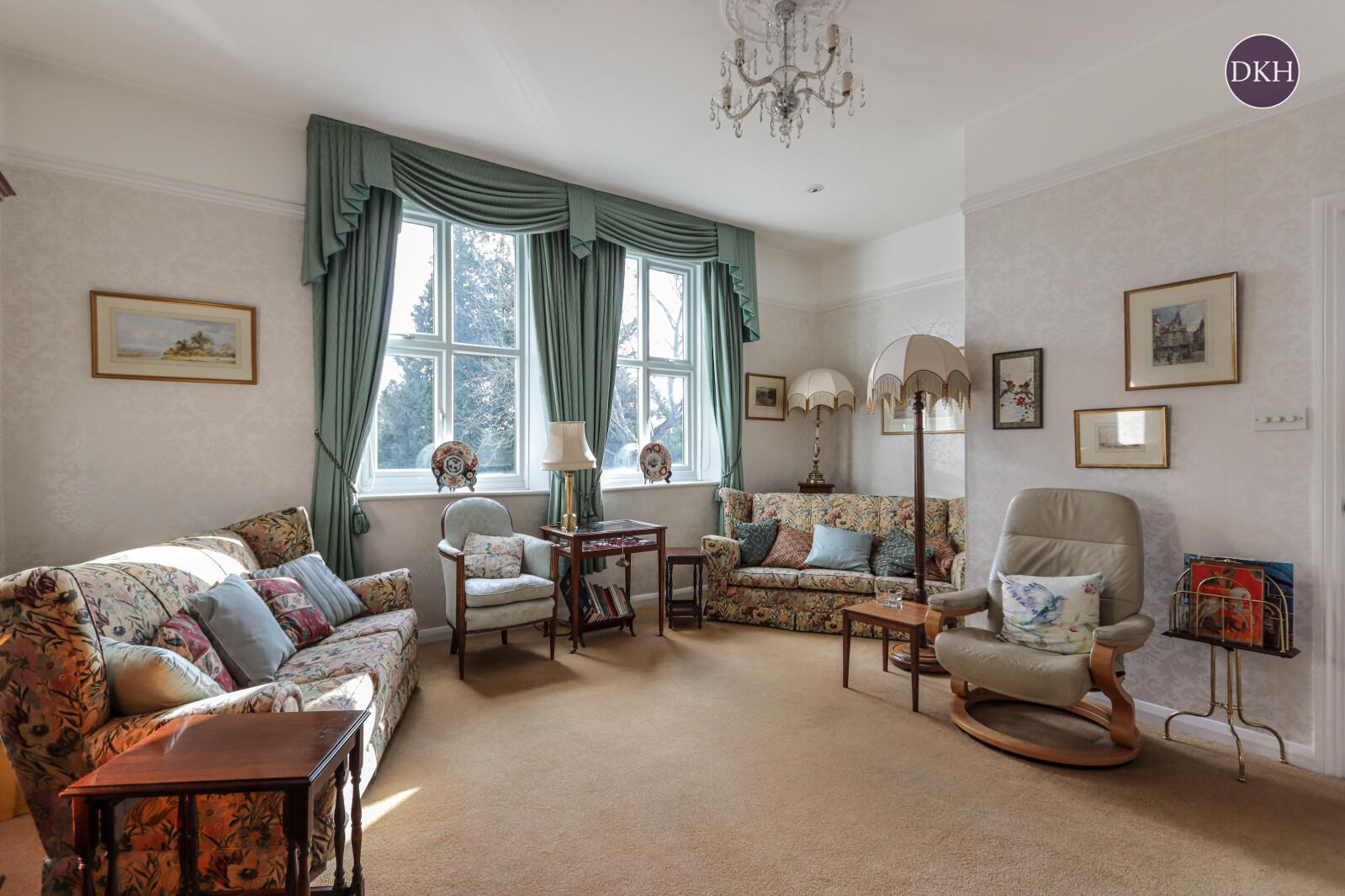 Property Image9c08ede2-cef6-41ec-b675-be99a61a44ee