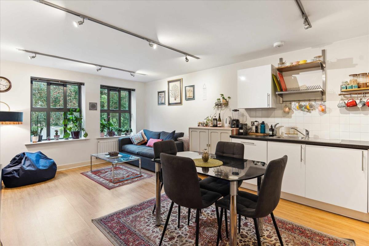 Property Image9cea1aef-2d3f-419a-9403-865f98f2c31f