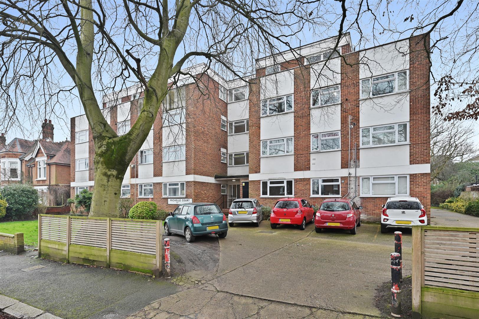 Property Image9d8c0975-8e3b-42a5-857d-919b96edb88a