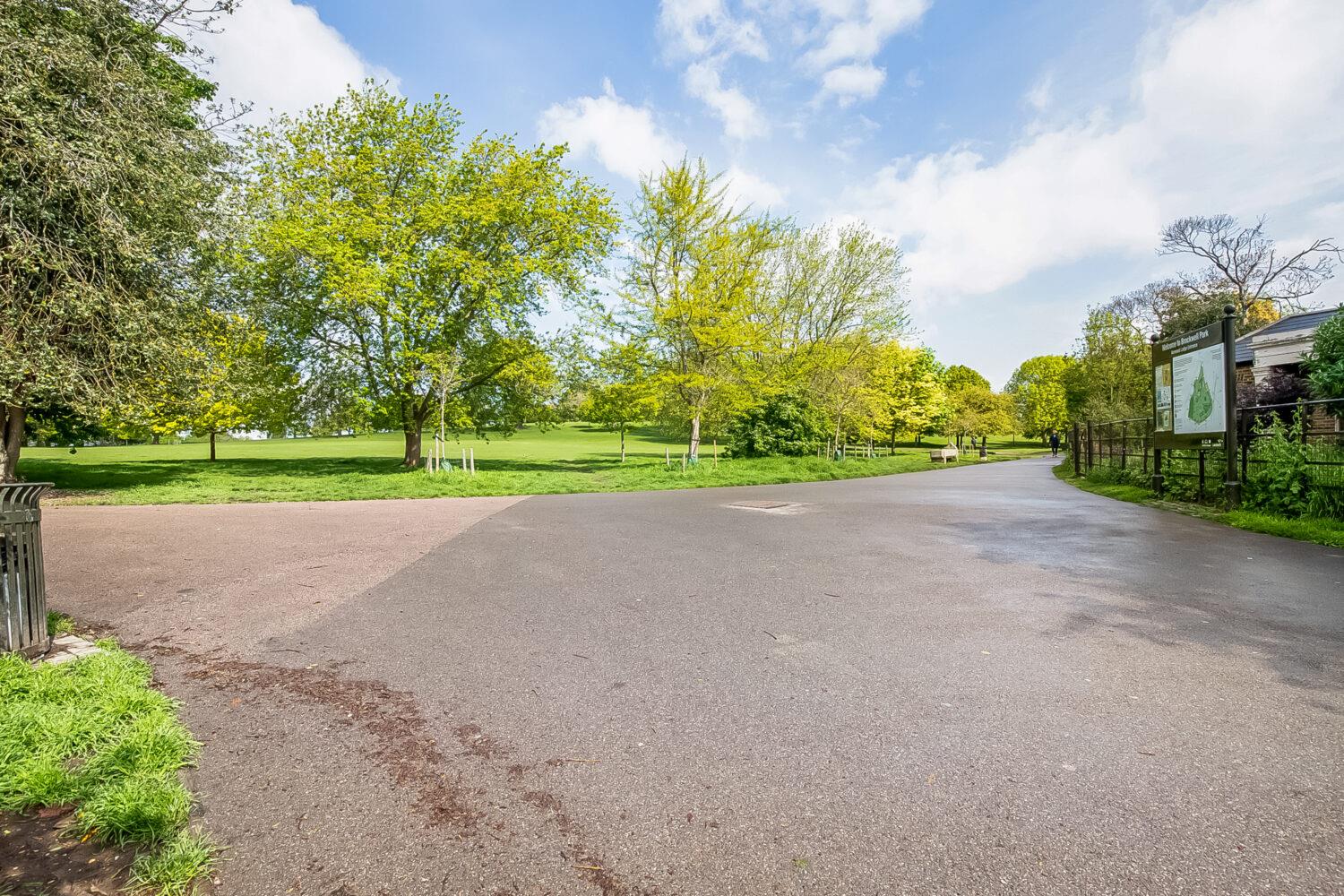 2 bedroom flat for sale in Norwood Road, Herne Hill, SE24 Pedder