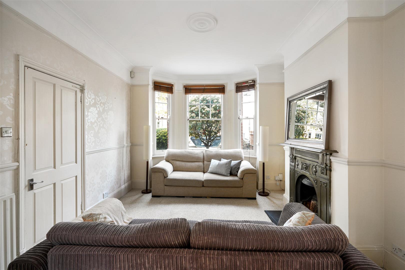 5 bedroom semidetached house for sale in Cromwell Road, Wimbledon