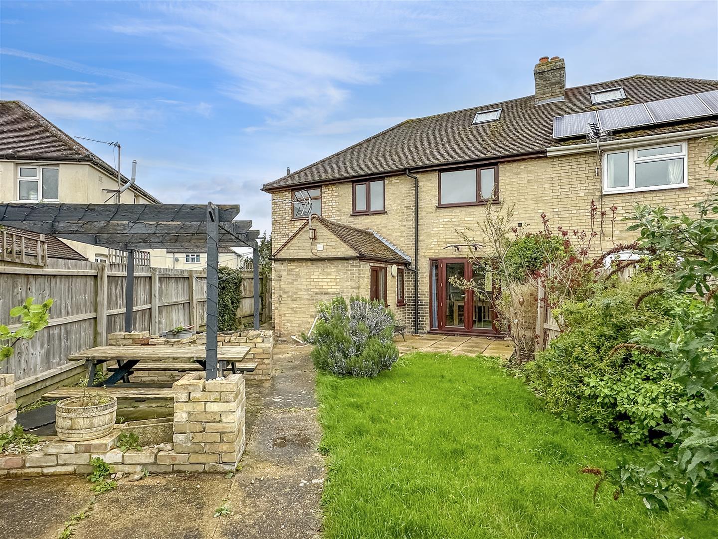 Property Imagea0762225-babb-4c09-b076-a2253883f3c4