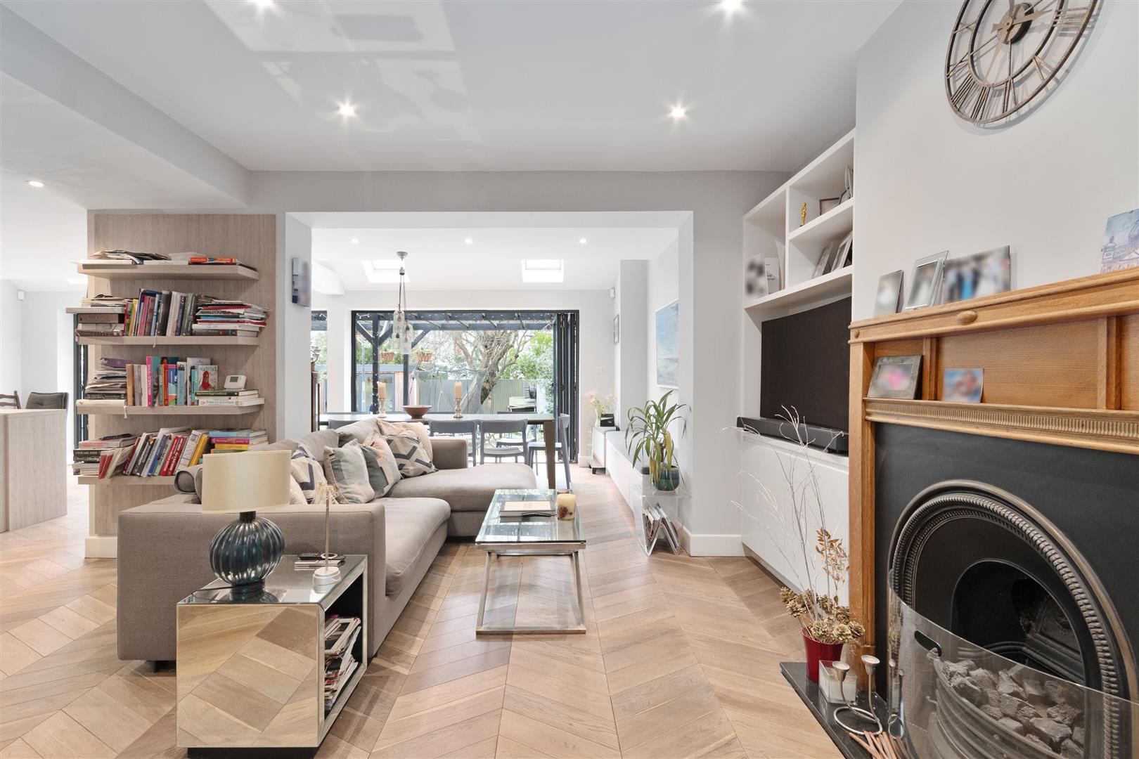 Property Imagea0a30029-8b89-47c3-9390-f1e7bb483c86
