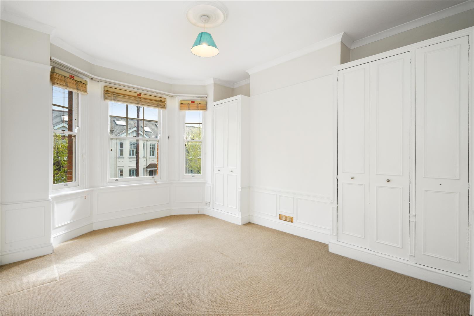 5 bedroom semidetached house for sale in Cromwell Road, Wimbledon