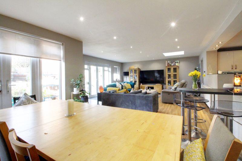 4 bedroom house for sale in Brookside Crescent, Cuffley, EN6 Banc Property Group