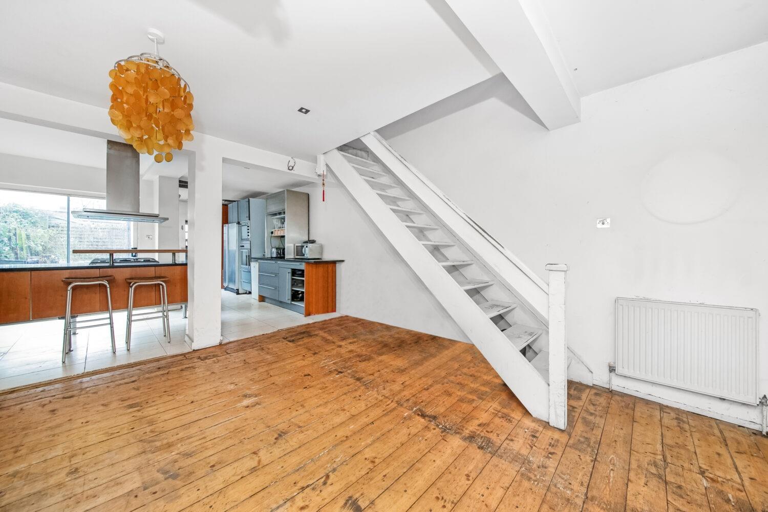 4 bedroom house for sale in Wingmore Road, Herne Hill, SE24 Pedder