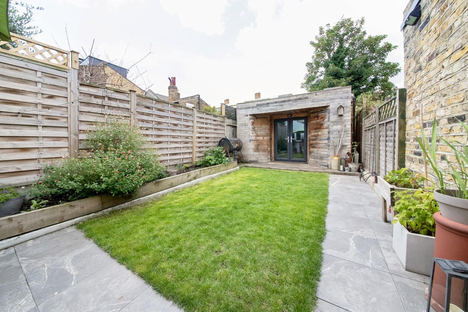 Property Imagea2649a6e-b5b1-401b-939f-6af28bc23e7d