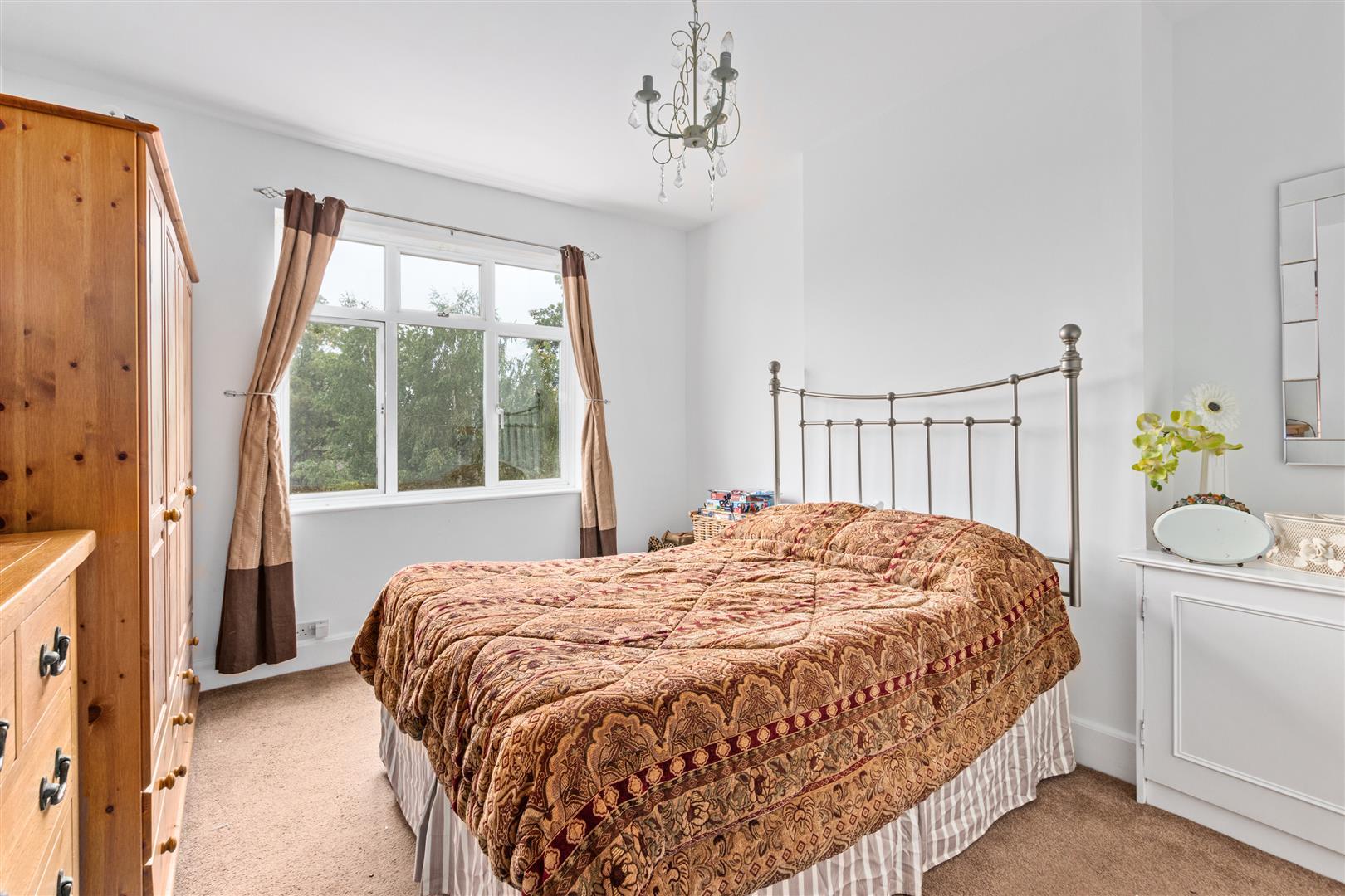 3 bedroom house for sale in Maycross Avenue, Morden, SM4 Ellisons