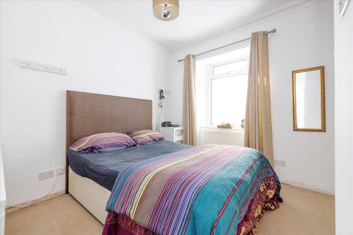 2 bedroom flat for sale in 70 High Street, Loanhead, EH20 Avenue Road