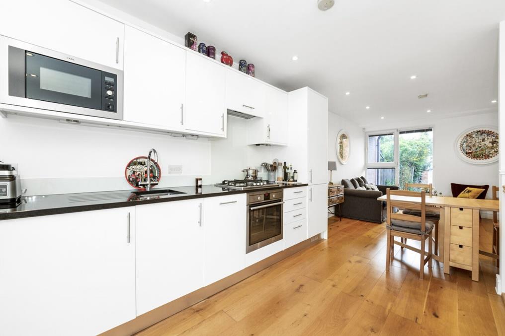 2 bedroom house for sale in Devonshire Road, Forest Hill, SE23 Pedder