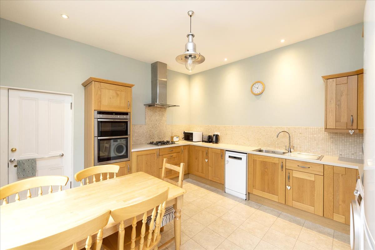 4 bedroom detached house for sale in 9 Private Road, Gorebridge, EH23