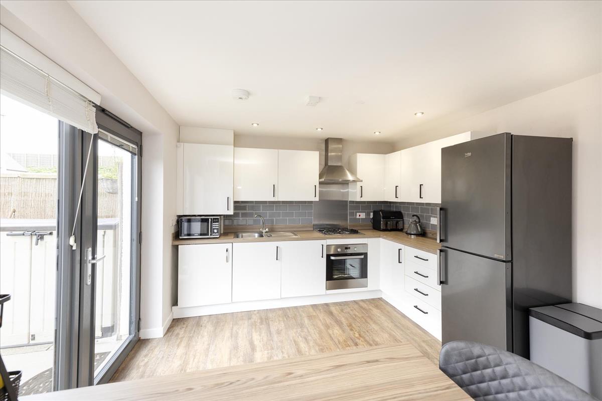 4 bedroom semidetached house for sale in 6 Wester Suttieslea Path