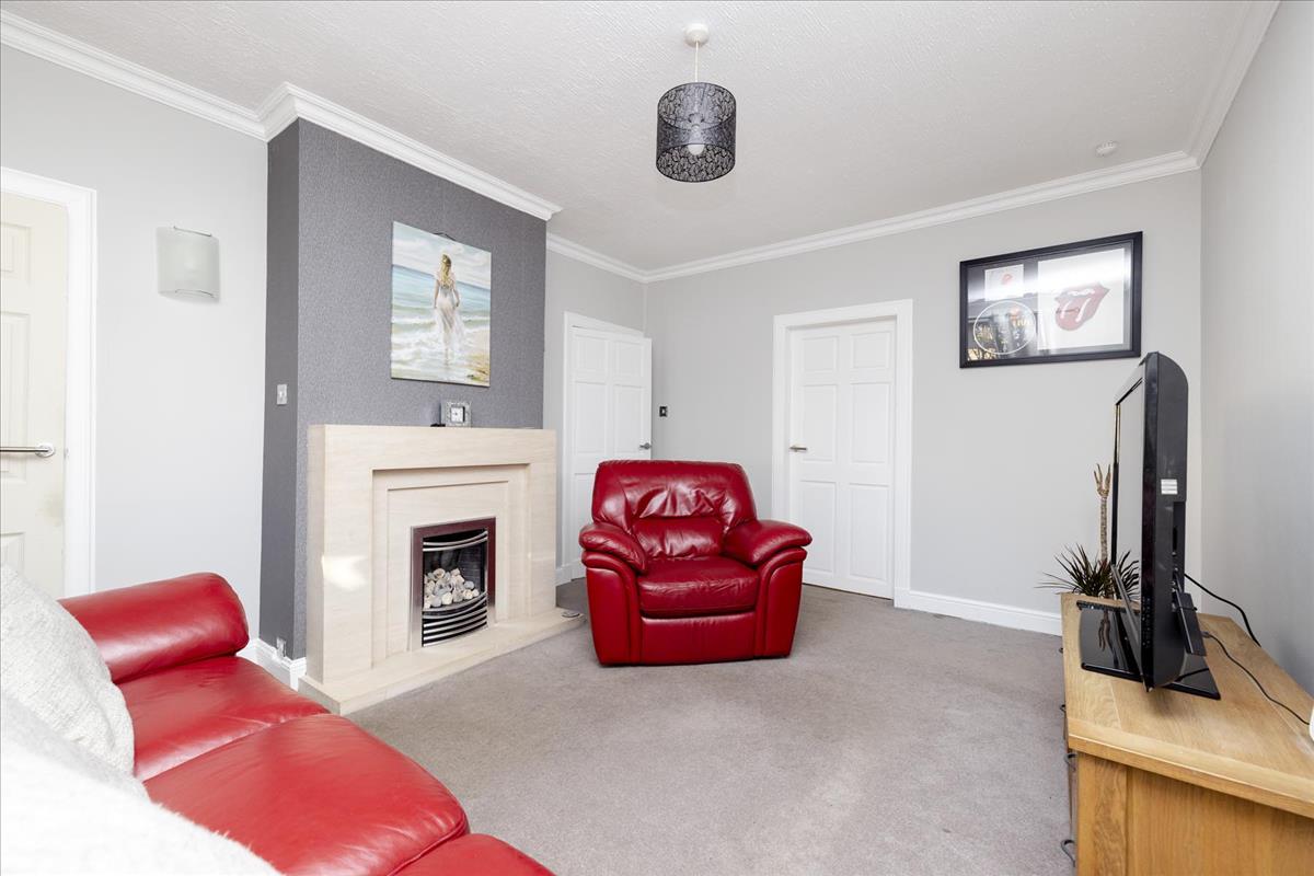 2 bedroom flat for sale in 43 Parkhead Avenue, Edinburgh, EH11 Avenue