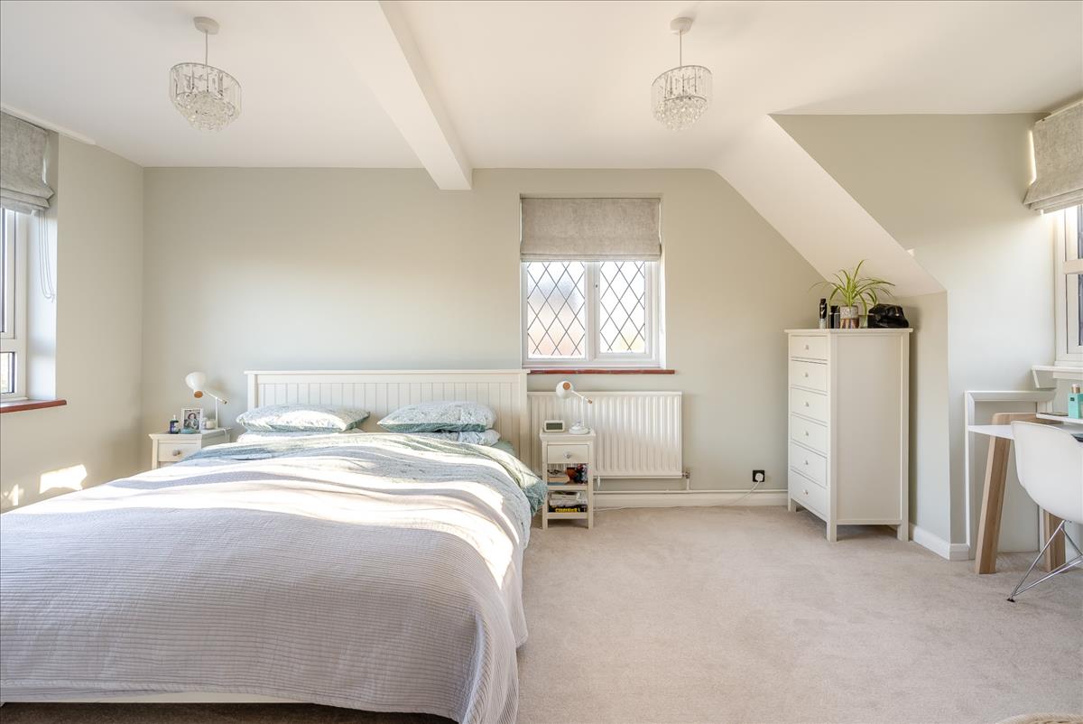 Properties for sale in Amersham